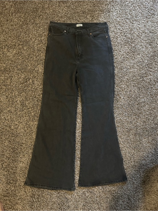 Wrangler Denim - Wrangler Black Flare Jeans - Wide Leg